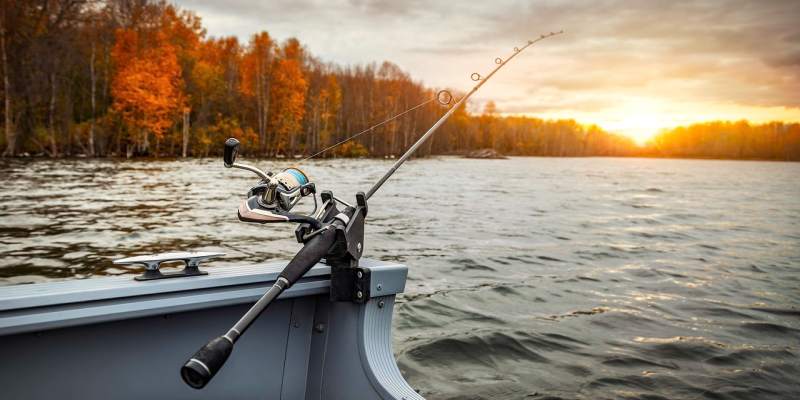 10 Fishing Tools and Their Uses with pictures