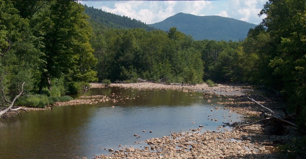 Best-striper-fishing-spots-in-Maine